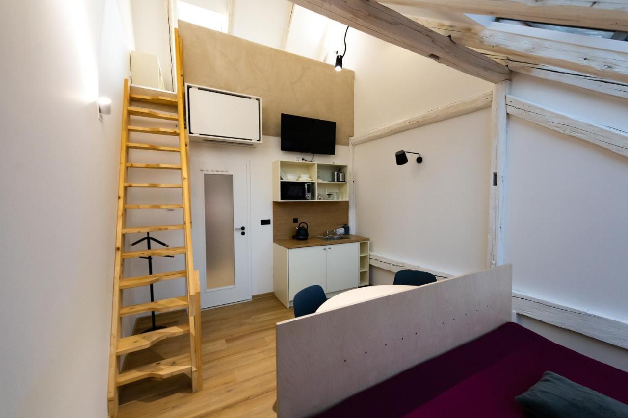 Hotel Desatero Mikulov Bagian luar foto