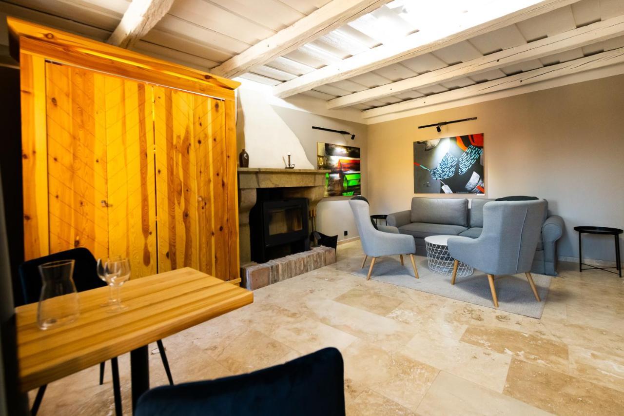 Hotel Desatero Mikulov Bagian luar foto