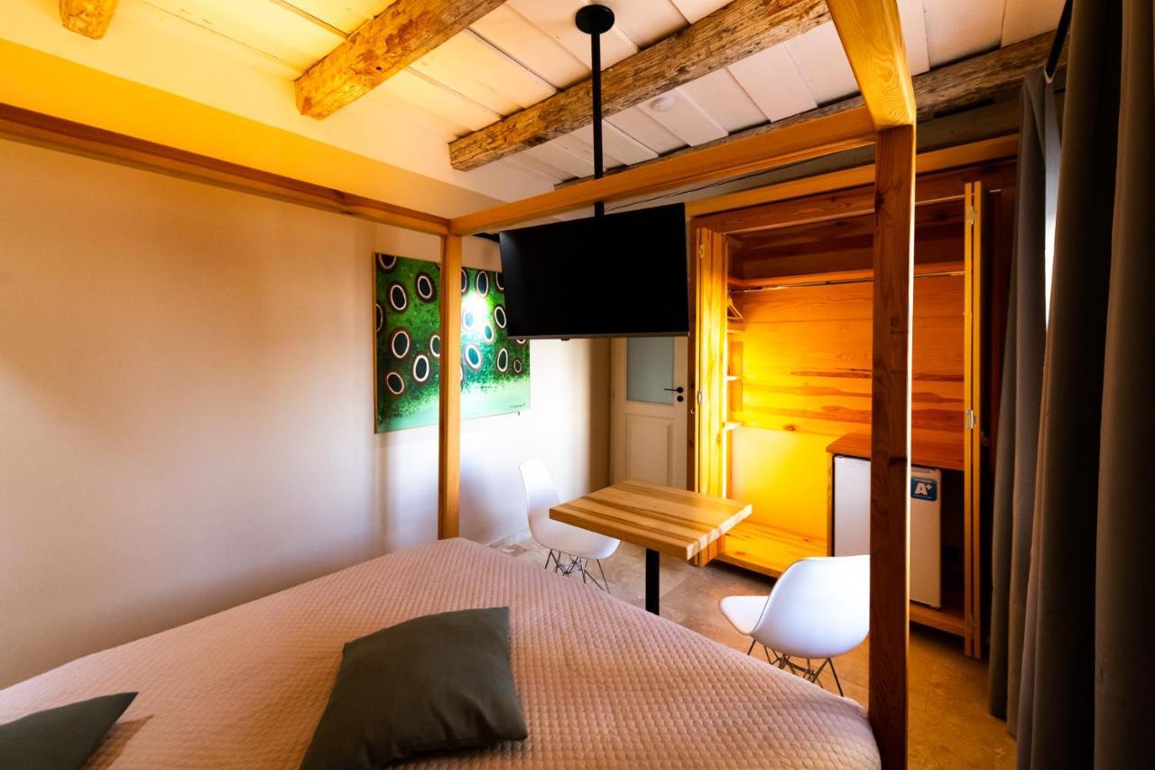Hotel Desatero Mikulov Bagian luar foto